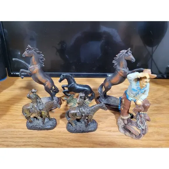 Southwest Theme Small resin Figures, horses, Cowboy 6 - Picture 11 of 16